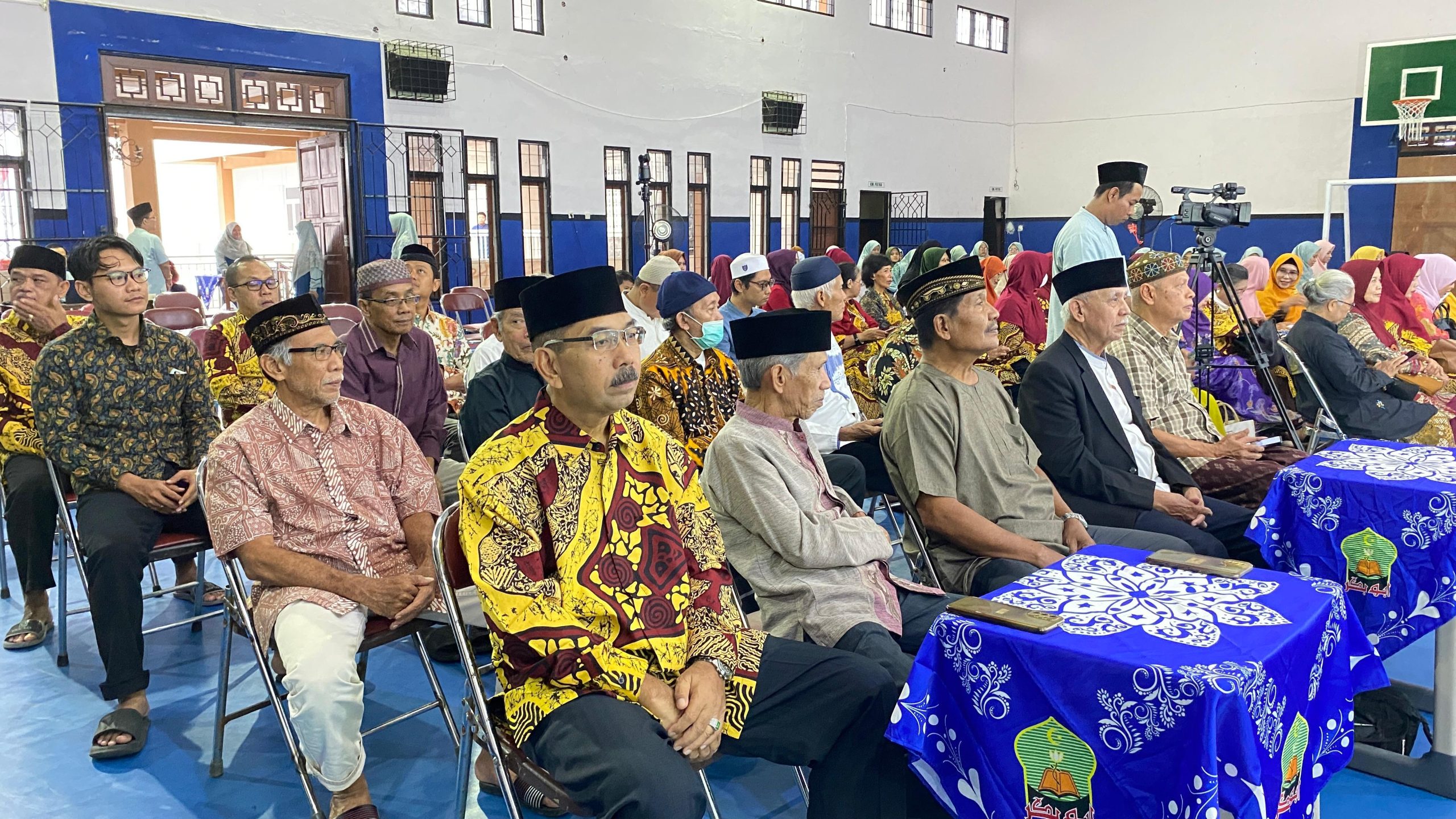 Silaturahmi dan Buka Bersama Guru, Karyawan SMP IT Abu Bakar Yogyakarta, serta Warga RT 48 & 49 Kalangan: Tebarkan Kebaikan, Eratkan Persaudaraan untuk Meraih Keberkahan