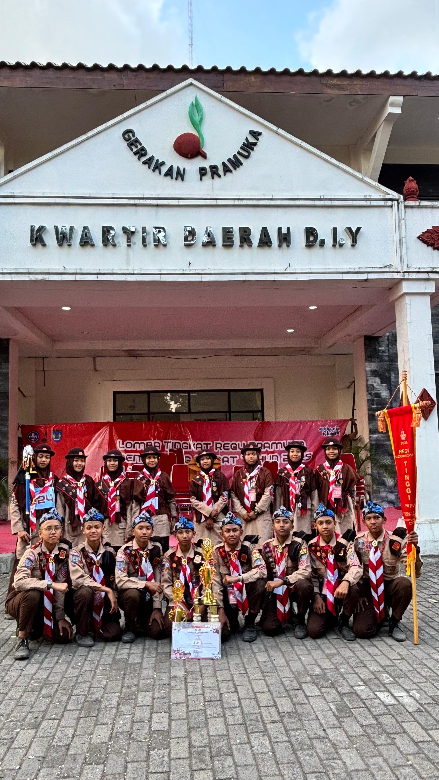 GEMILANG! REGU PRAMUKA SMPIT ABU BAKAR SABET JUARA 1 PUTRA & HARAPAN 2 PUTRI DI LT-IV DIY 2025