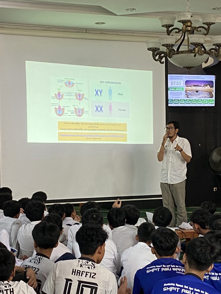 TAK LAGI MALU BERTANYA: KETIKA KESEHATAN REPRODUKSI JADI TOPIK ASYIK DI MASA TRANSISI