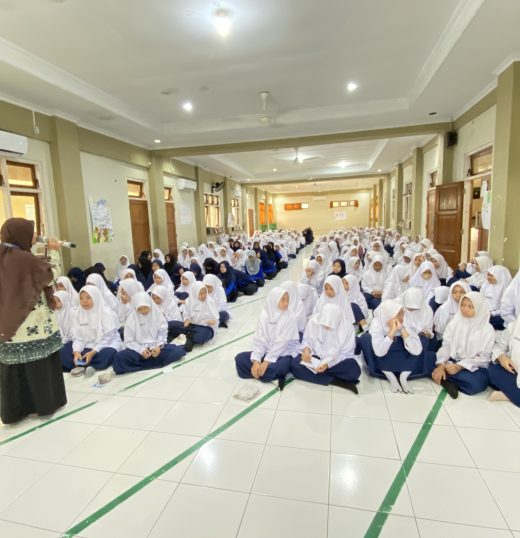 JUMAT SEHAT & LITERASI RELIGI: MERAJUT CITA DI BUMI RASULULLAH