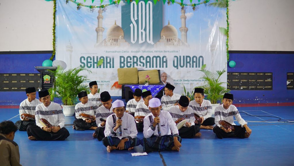 SMPIT Abu Bakar Yogyakarta Gelar “Sehari Bersama Al-Quran” (SBQ) dengan Tema Ramadhan Ceria: Ibadah Totalitas, Akhlak Berkualitas