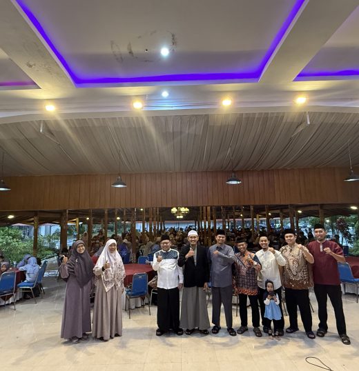 Eratkan Silaturahmi, Keluarga Besar SMPIT Abu Bakar Yogyakarta Gelar Ifthar Jamai di Ndalem Sekarsuli
