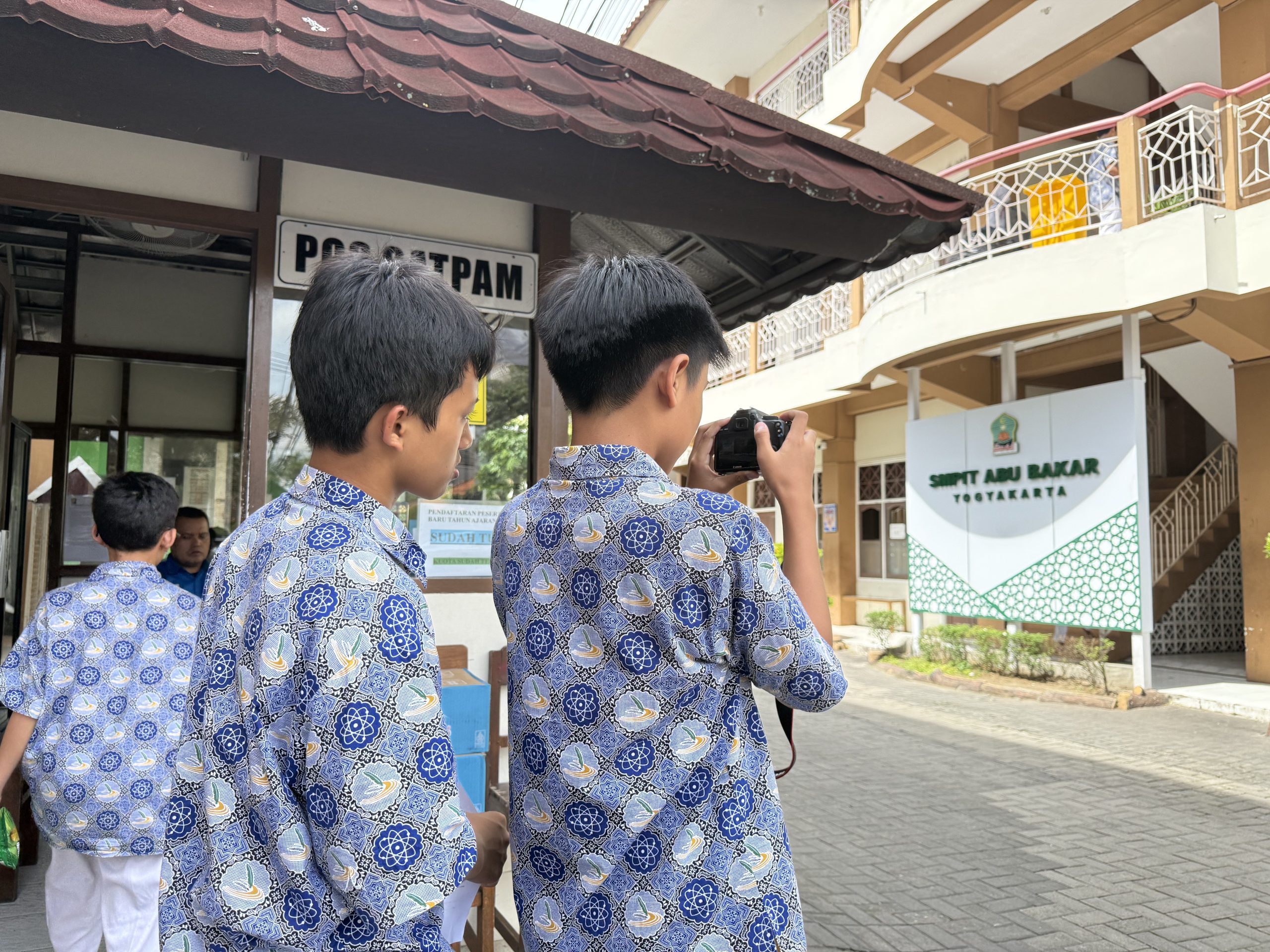 Siswa Kelas VII SMPIT Abu Bakar Yogyakarta Rampungkan Projek Lintas Mapel: “Harmoni Tanpa Ghibah”
