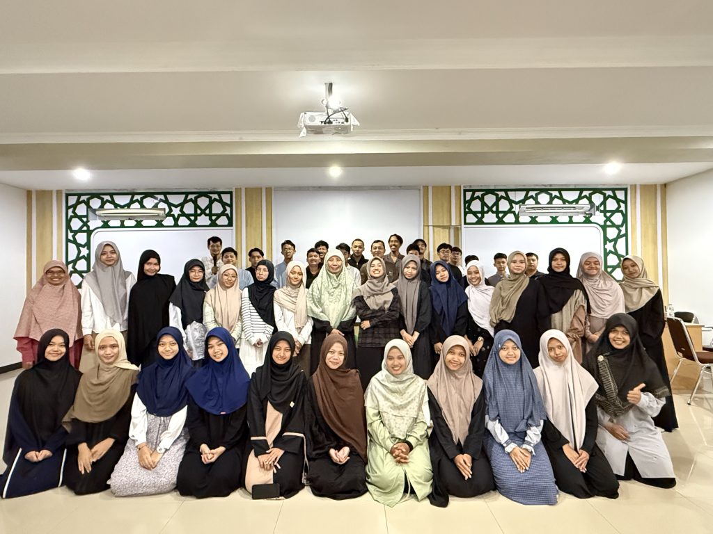 TEMU ALUMNI DAN PEMBENTUKAN PENGURUS ALUMNI SMPIT ABU BAKAR YOGYAKARTA