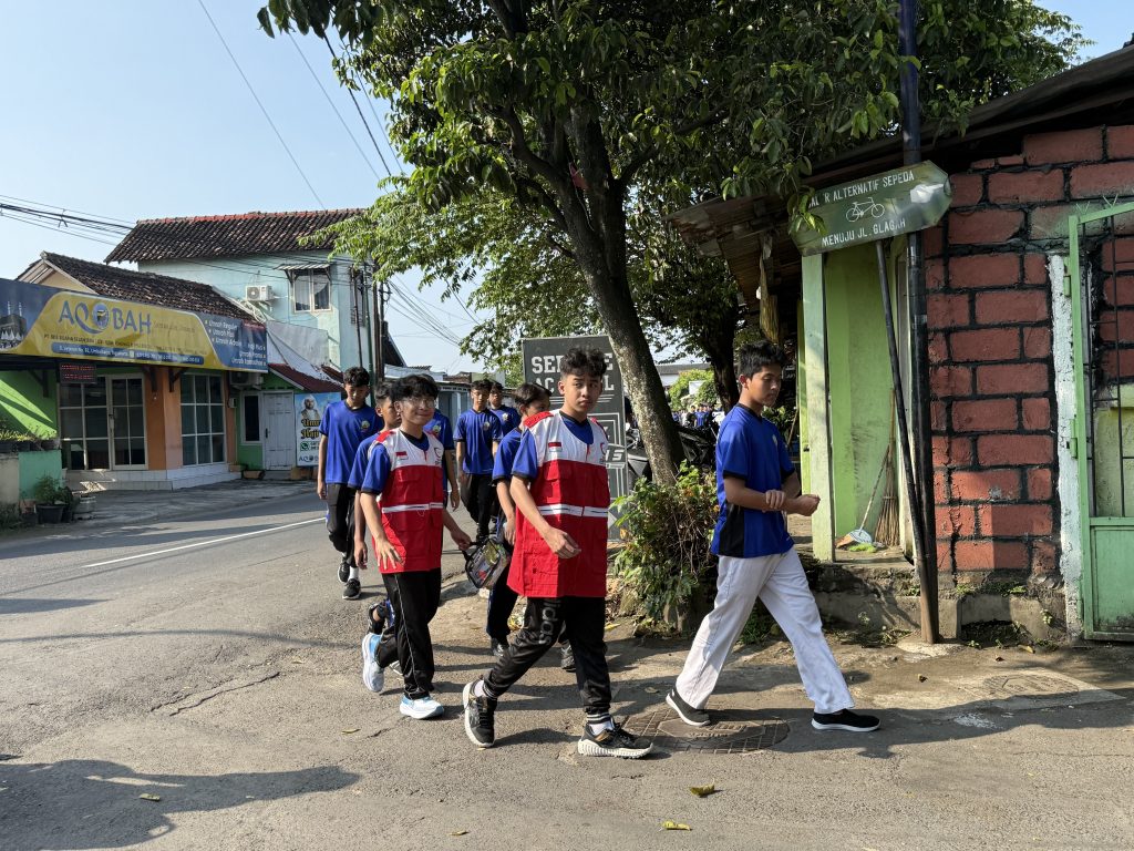SMPIT Abu Bakar Yogyakarta Gelar Jalan Sehat dan Lomba Sebagai Rangkaian Milad