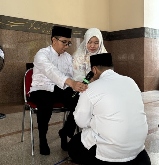 Mengetuk Pintu Langit: Doa Bersama Menjelang TKA dan TKAD SMPIT Abu Bakar Yogyakarta