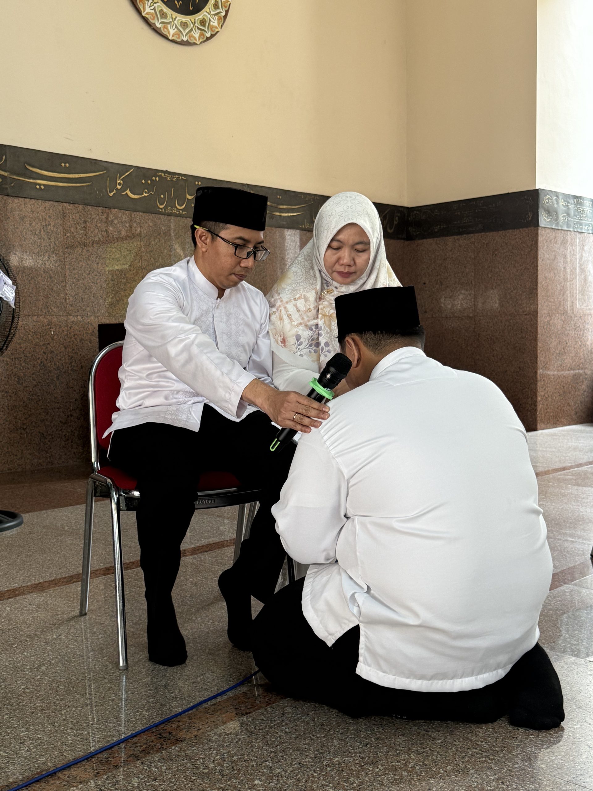 Mengetuk Pintu Langit: Doa Bersama Menjelang TKA dan TKAD SMPIT Abu Bakar Yogyakarta
