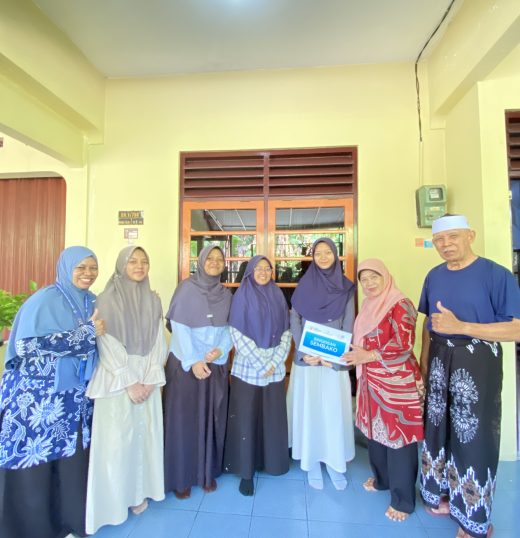 Milad ke-25 SMPIT ABY: Pentas Seni, Bakti Sosial, dan Pemeriksaan Kesehatan