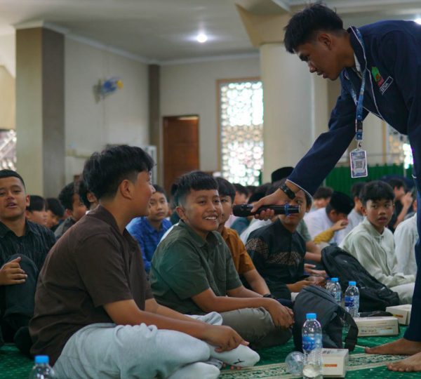 Stadium General SMPIT Abu Bakar Yogyakarta 2026 Bekali Orang Tua dan Siswa Baru Menuju Generasi Berkarakter dan Berprestasi
